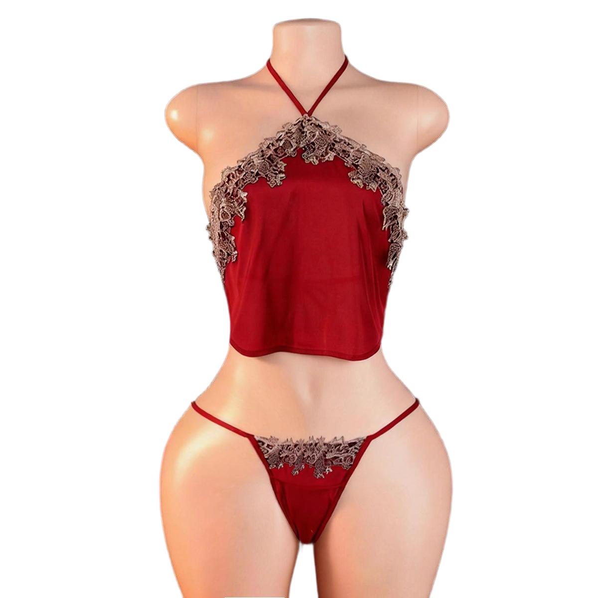 Court Red Bellyband with Panty - Anime & Cosplay Expo Acx 2025 recension och pris